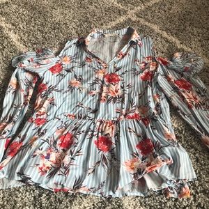 Cold shoulder blouse- Large